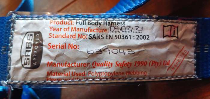 Eskom Type Full Body Safety Harness with Double Energy Absorbing Lanyard (Large to XXL) Adjustable)