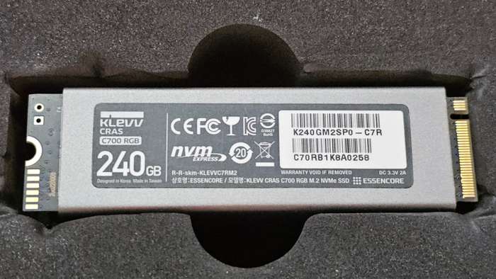 KLEVV CRAS C700 RGB 240GB M.2 PCI-e NVMe 3D