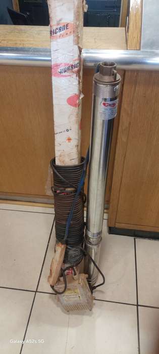 BOREHOLE WATER PUMP