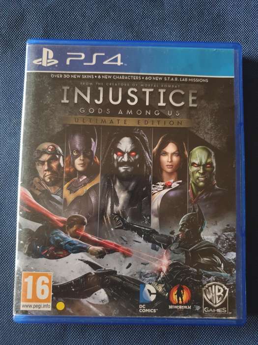 PS4 - Injustice Gods Among us - Ultimate edition
