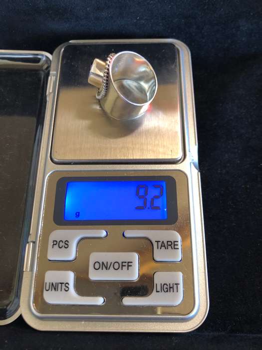 GORGEOUS CHUNKY 925 SILVER AND PURPLE STONE RING - 9.2G - SIZE O