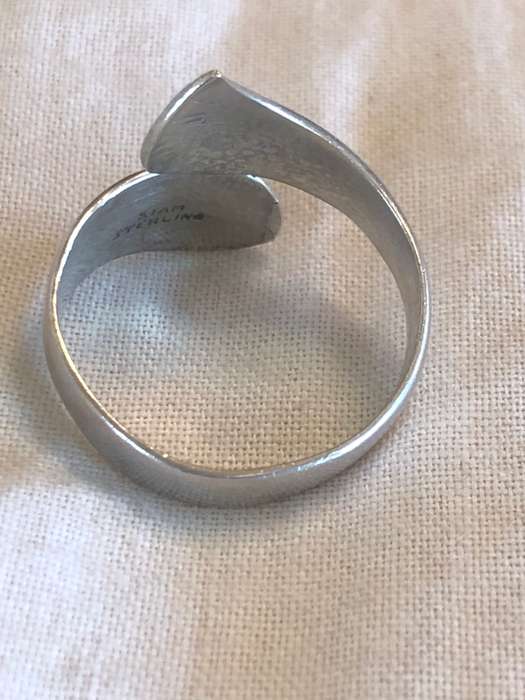 Sterling silver Siam ring - size Q - 4.1g
