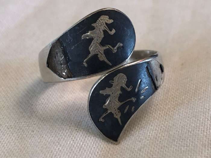 Sterling silver Siam ring - size Q - 4.1g