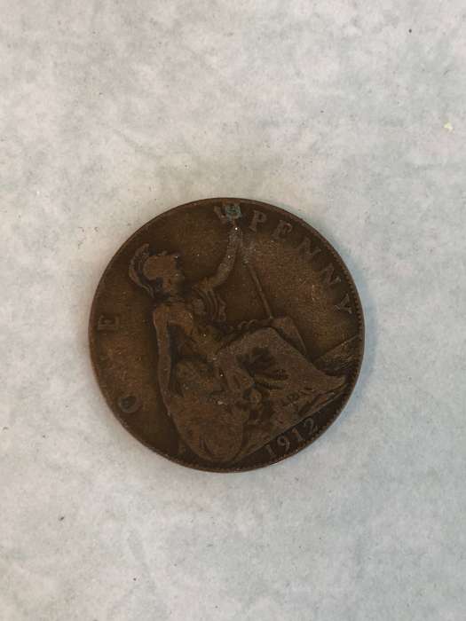 JOB LOT OF OLD WORLD COINS AND TOKENS - CHECK PICTURES