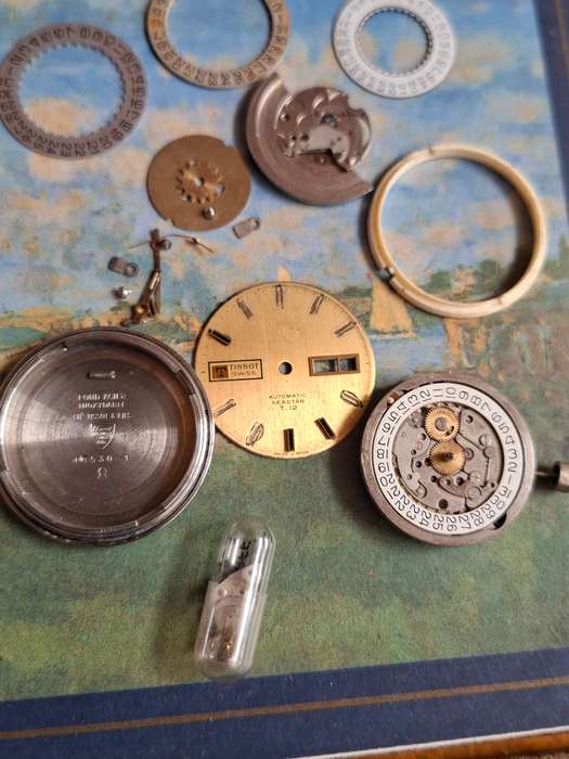 Random Watch Parts (NOT WORKING)