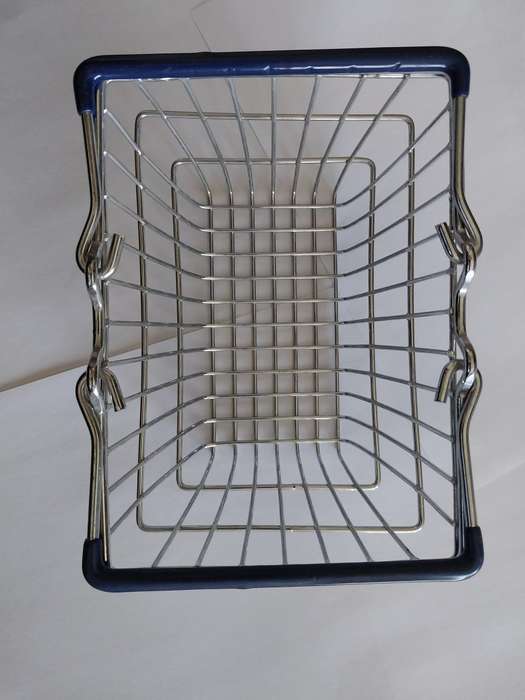 Miniature Wire Shopping Basket, Size 140mm x 110mm x 70mm, See Photo's For More Info