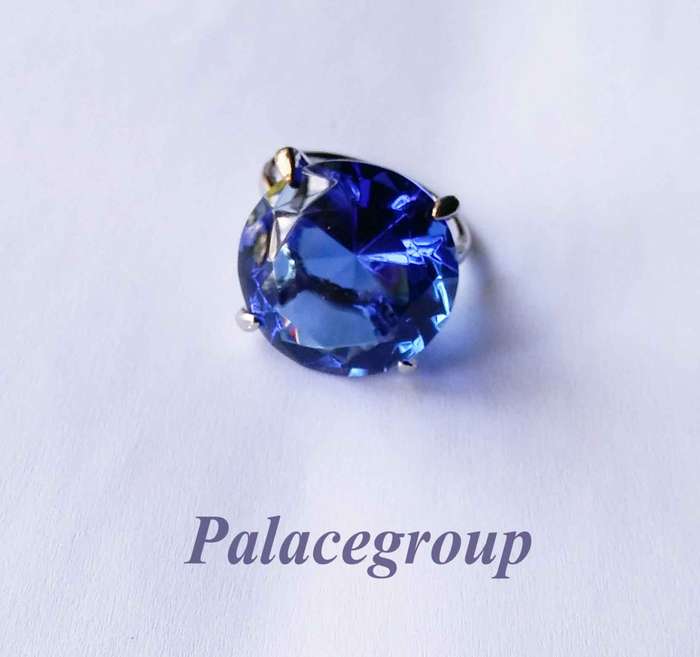 Display Ring, Silver Alloy + Round Cut Simulated Sapphire, Ring Size ±28mm, Dia 29mm, Height 18.5mm