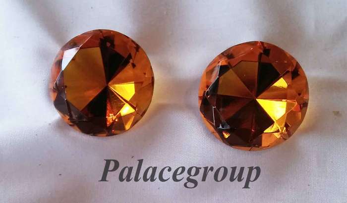 Display Item, 2 x  Yellow Topaz (Colour) Crystals, Round Cut, Dia 30mm, Height 21.3mm, Weight 16gr