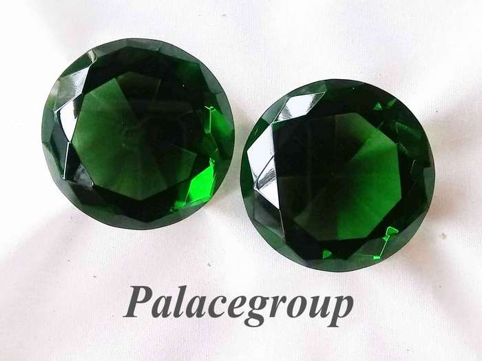 Display Item, 2 x Emerald Green Crystals, Round Cut, Dia 40mm, Height 26mm, Weight 33gr