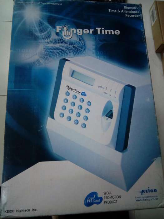 BIOMETRIC TIME & ATTENDANCE RECORDER
