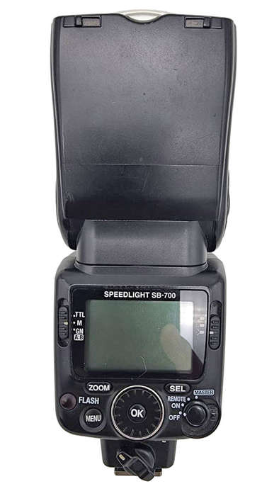 Nikon SB700 Flash Light - Pre Owned
