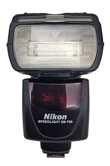 Nikon SB700 Flash Light - Pre Owned