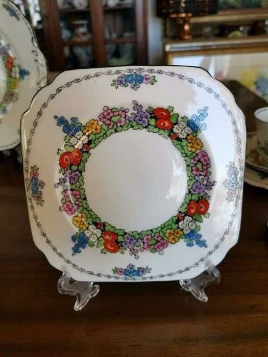 Tea set - 17 Piece New Chelsea Staffs.