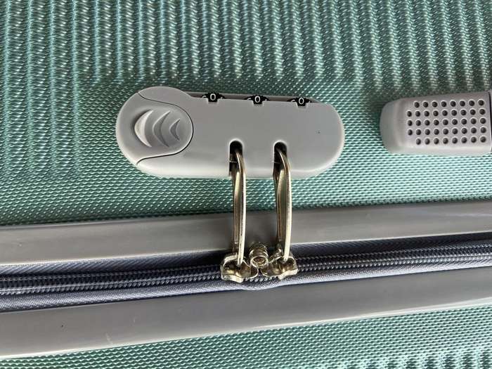 3-Piece Silver Green Hard Shell Luggage Set with Spinner Wheels, Built-In Lock & Fast SA Delivery
