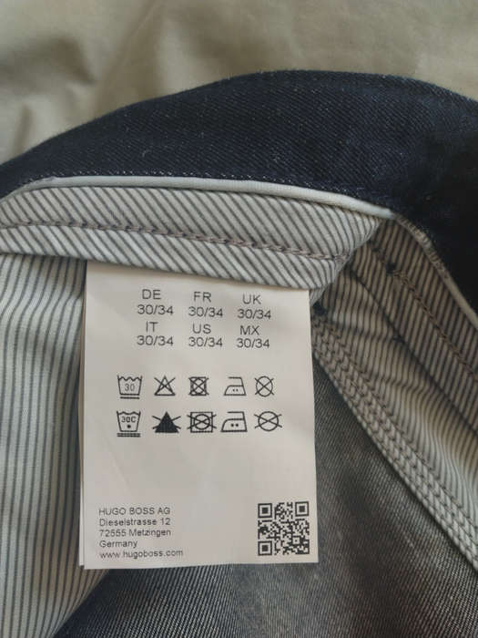 Hugo Boss Dark Blue Jeans (New)