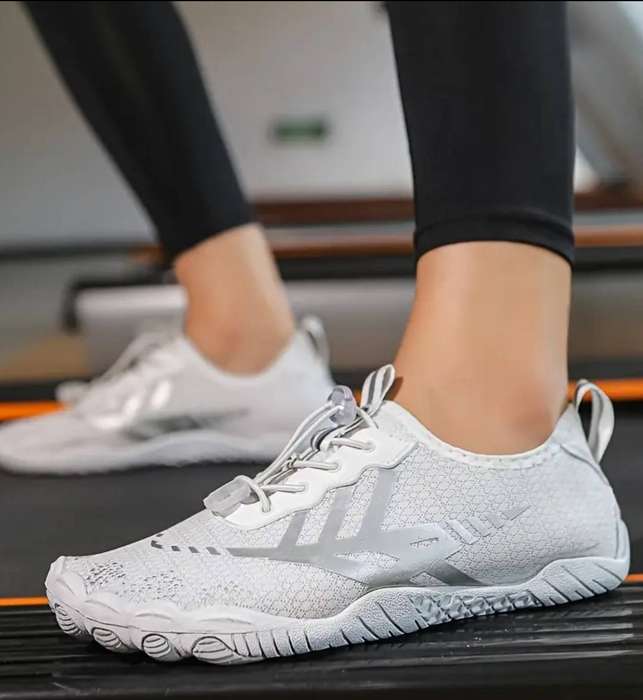 Indoor and water sport gym sneaker