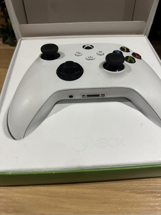 Xbox Series S Wireless Controller