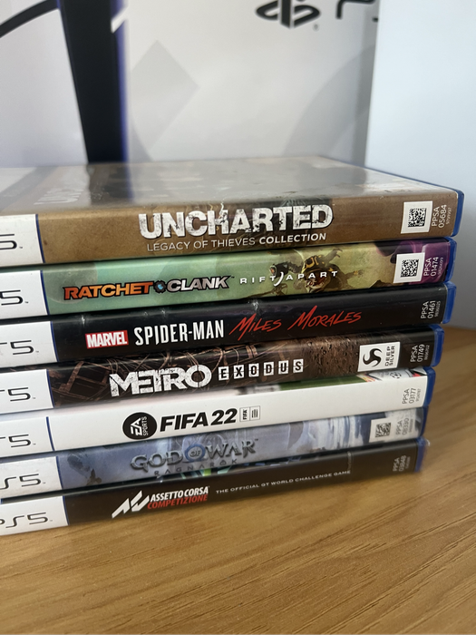 PlayStation 5 Slim Disc Edition + 6 Games  Complete in Box