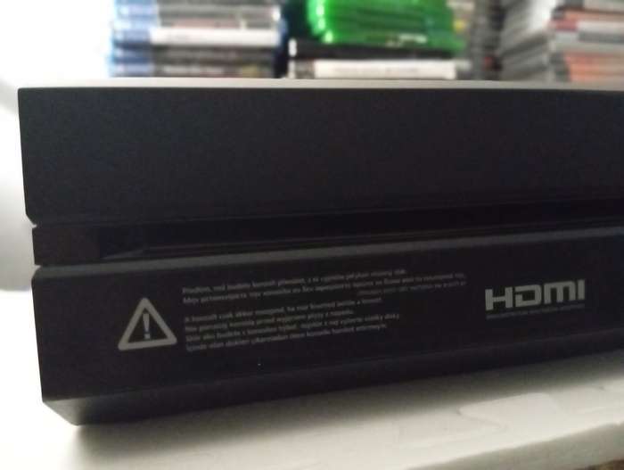 XBOX ONE 1TB Good Condition + Forza 6 Great price!!!