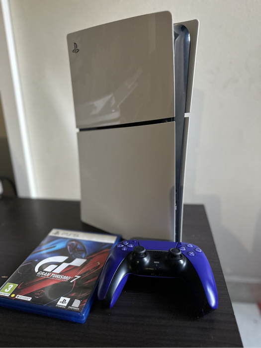 PlayStation 5 (PS5) Slim Disc Edition 1TB Console + Gran Turismo 7