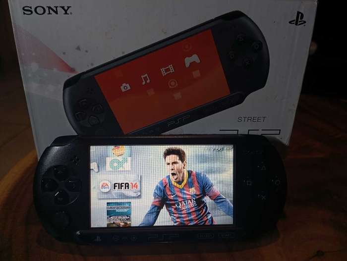 PSP consoles loaded with over 40 games