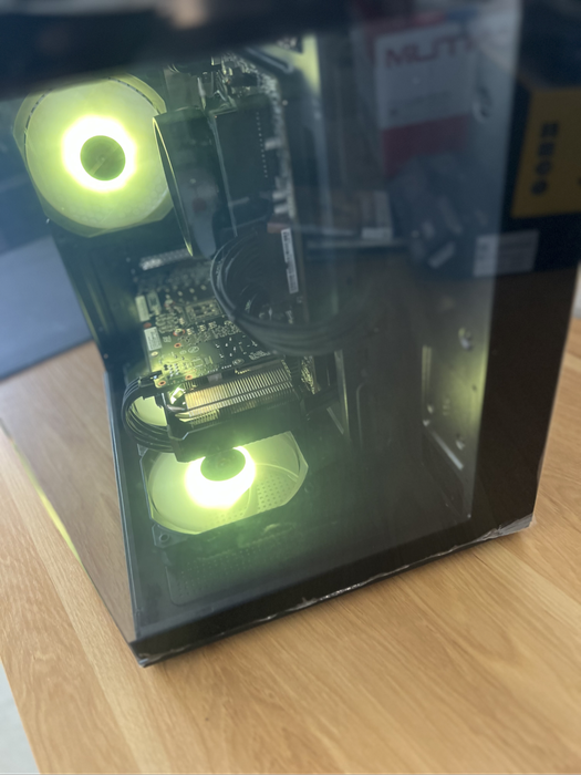 GAMING PC Ryzen 5 3600  GTX 1660 Ti 16GB RAM SSD + ARGB Build