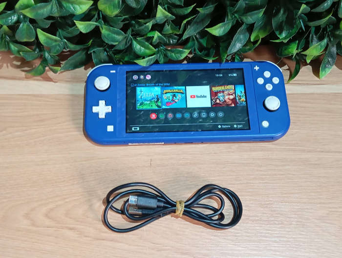 Nintendo Switch Lite Blue