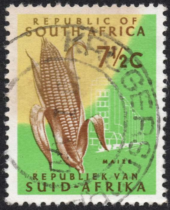 RSA 1967: Redrawn Definitive 7½ c with interesting flaw (stain most likely post postage): SACC 268
