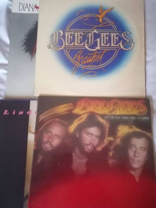 14x International & World vinyl's in excellent to very good condition.