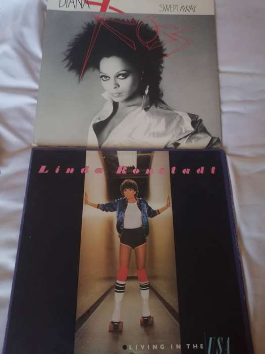 14x International & World vinyl's in excellent to very good condition.
