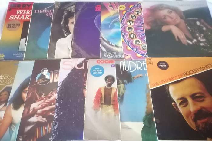14x International & World vinyl's in excellent to very good condition.