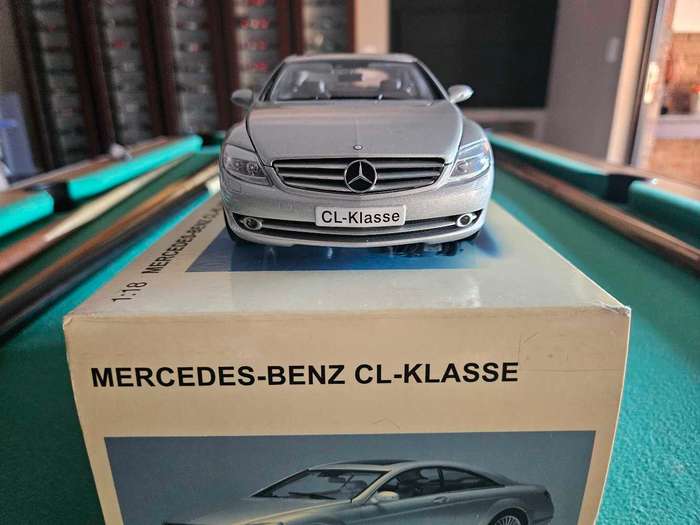 Mercedes Benz CL-Klasse - Autoart 1/18