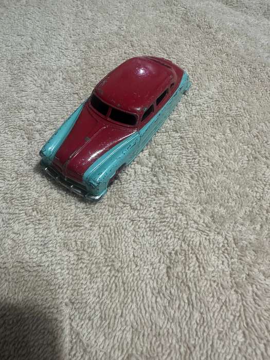 DINKY TOYS