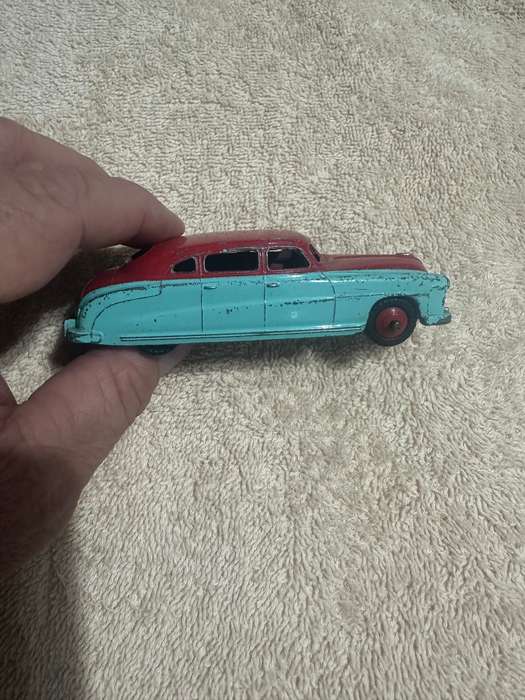 DINKY TOYS