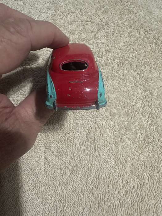 DINKY TOYS