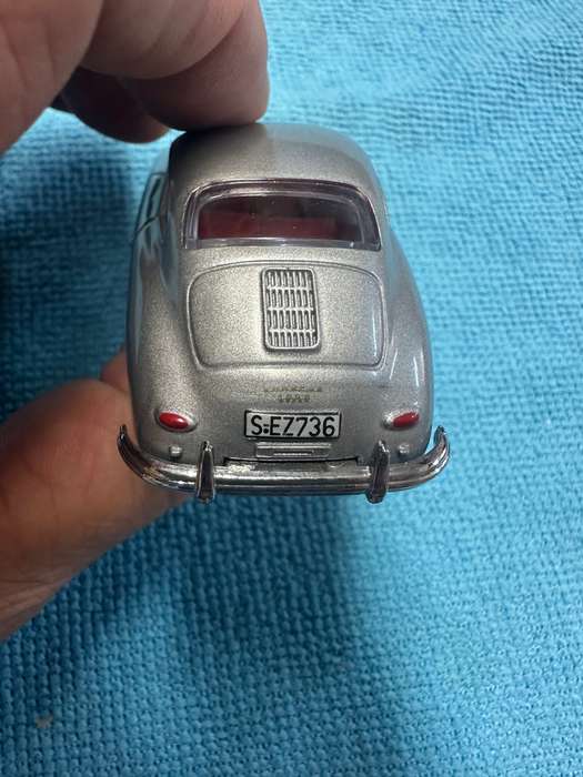 DINKY TOYS