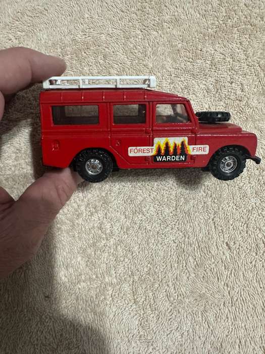 DINKY TOYS