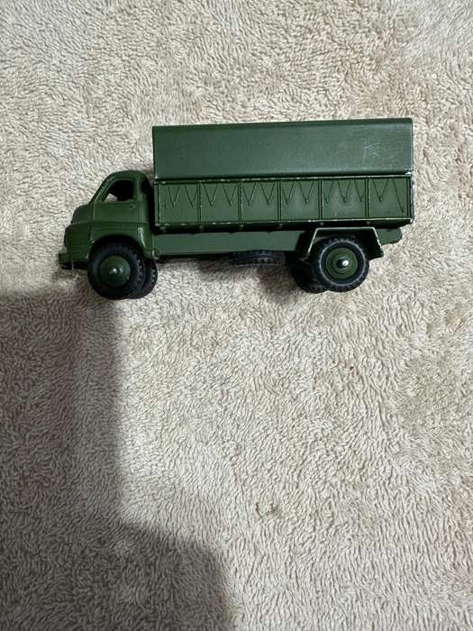 DINKY TOYS