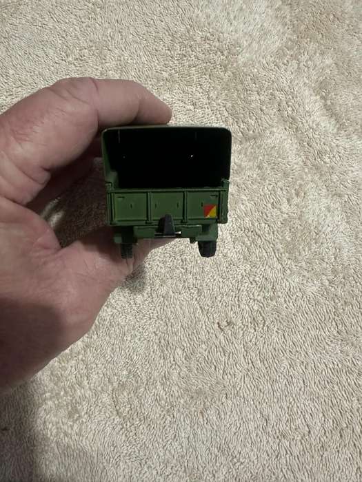 DINKY TOYS