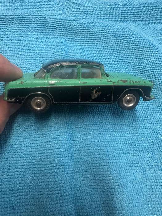 DINKY TOYS