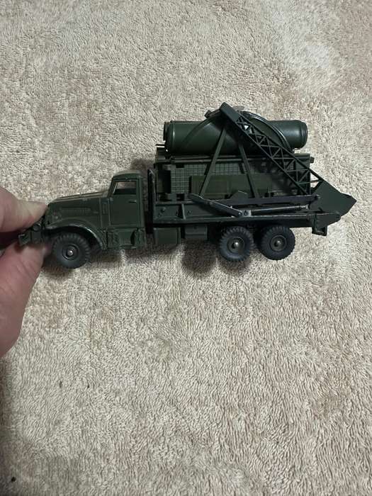 DINKY TOYS