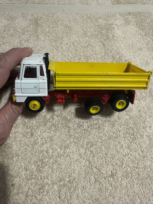 DINKY TOYS