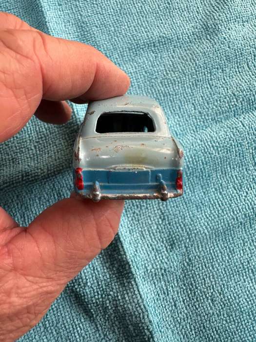 DINKY TOYS