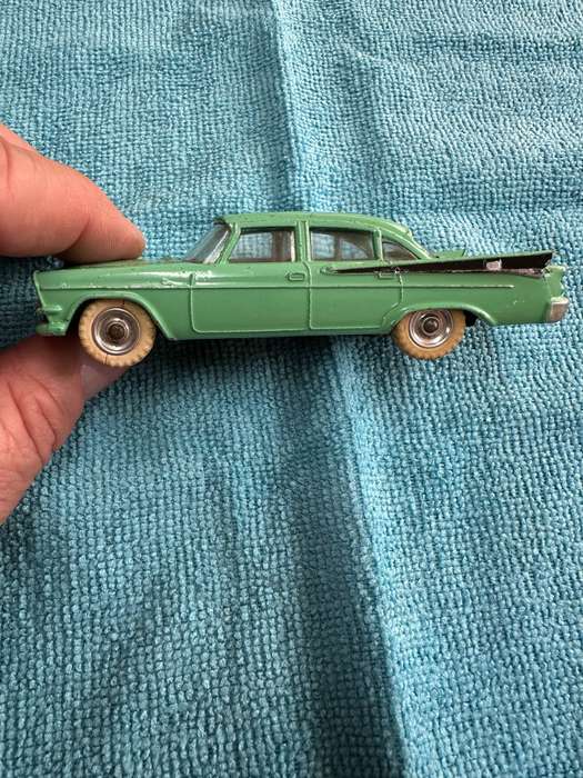 DINKY TOYS