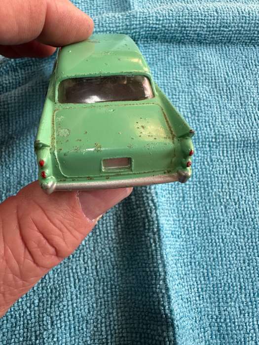 DINKY TOYS