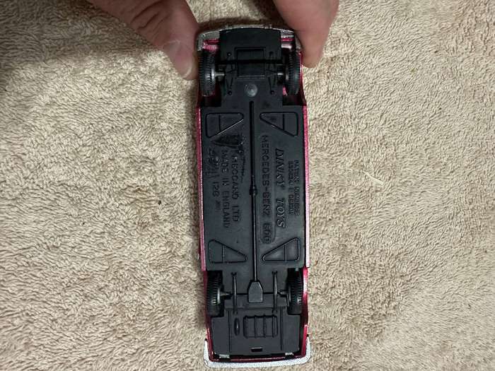 DINKY TOYS