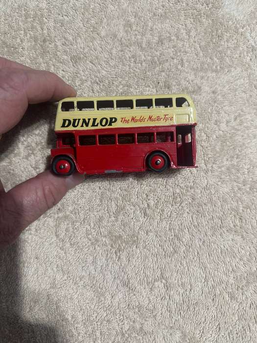 DINKY TOYS