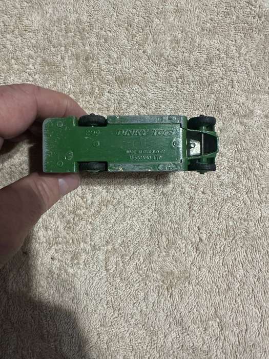 DINKY TOYS