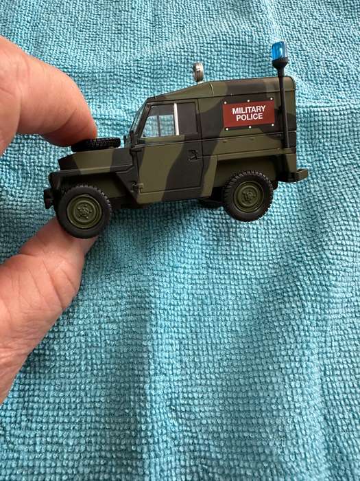 DINKY TOYS
