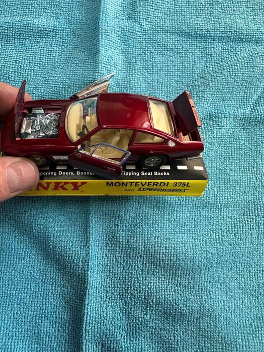 DINKY TOYS